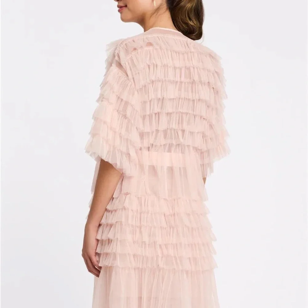 Chic Ruffled Cream Robe - Picture 3 of 3